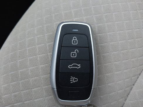 Used 2019 Buick Encore Preferred FWD image 33