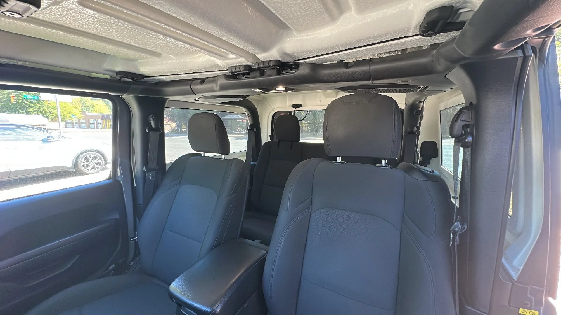 Used 2020 Jeep Wrangler Sport AWD/4WD image 11