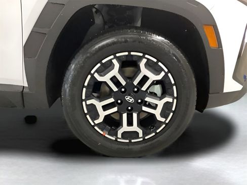 Certified 2025 Hyundai Tucson XRT AWD/4WD image 9