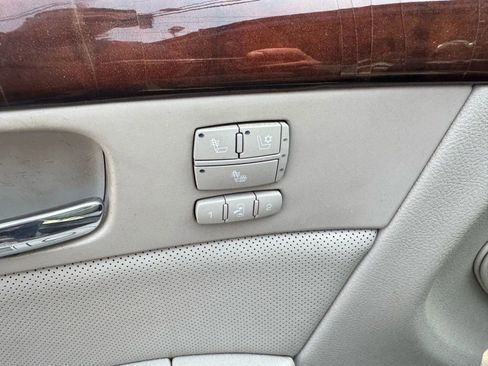 Used 2007 Cadillac DTS Performance image 10