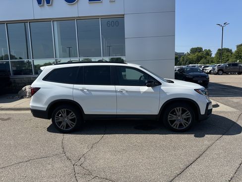 Used 2022 Honda Pilot Sport image 5