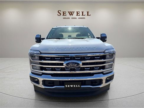 New 2025 Ford F350 Lariat w/ Chrome Package image 8