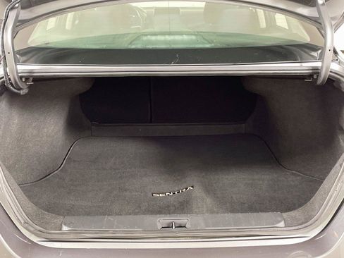 Used 2024 Nissan Sentra SV FWD image 23
