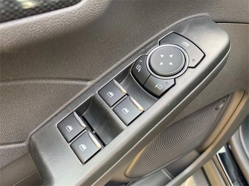 Used 2023 Ford Escape ST-Line Elite image 13