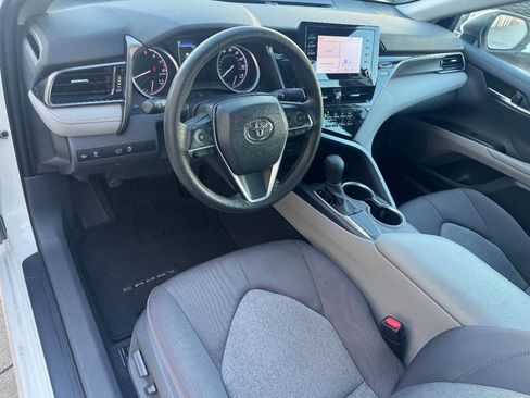 Used 2021 Toyota Camry LE image 22