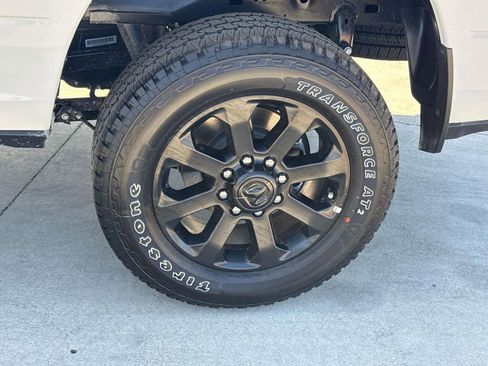 New 2025 RAM 2500 Big Horn AWD/4WD image 38
