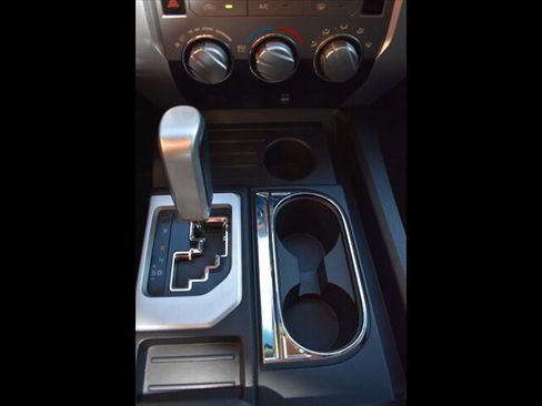 Used 2016 Toyota Tundra SR5 w/ SR5 Upgrade Package image 12