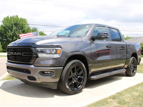 Used 2023 RAM 1500 Laramie AWD/4WD image 9