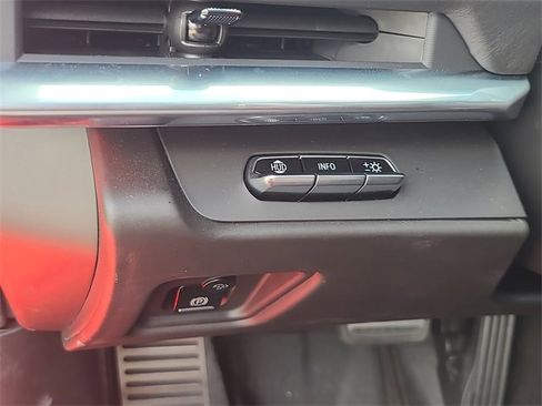 New 2025 Chevrolet Corvette Stingray Premium Conv w/ Z51 Performance Package image 22