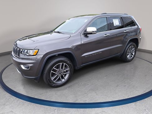 Used 2019 Jeep Grand Cherokee Limited AWD/4WD image 1