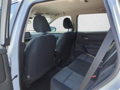 Used 2025 Nissan Rogue SV FWD image 15