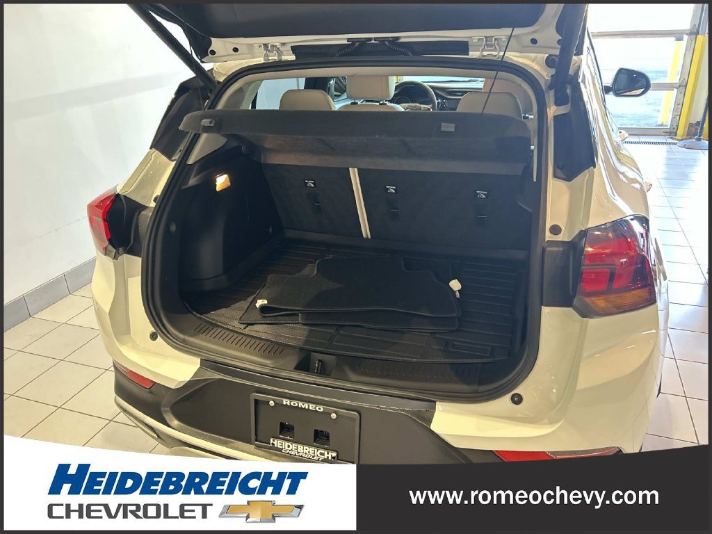 Used 2023 Buick Encore GX Select FWD image 15