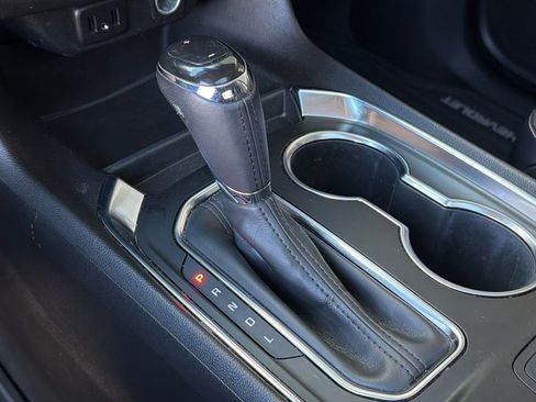 Used 2018 Chevrolet Traverse LT AWD/4WD image 33