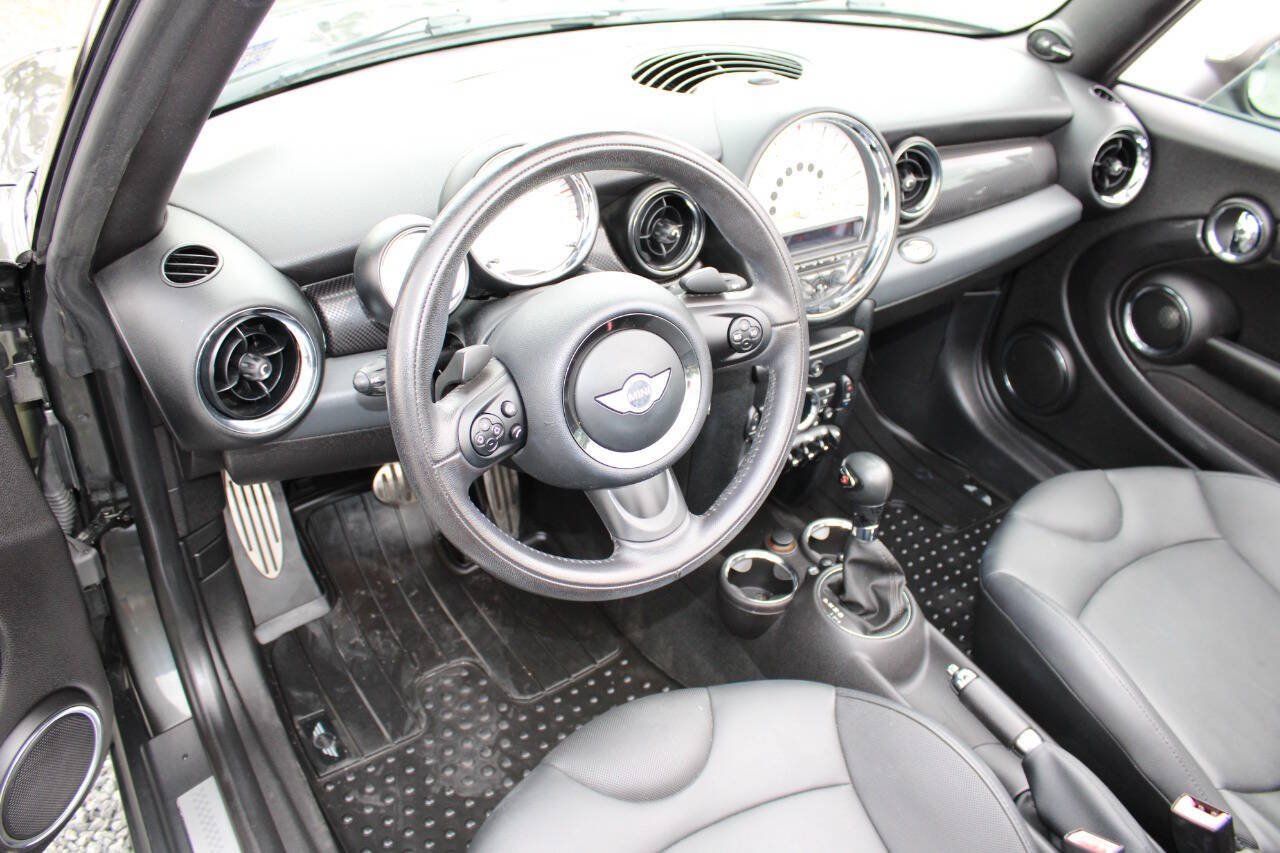 Used 2011 MINI Cooper S FWD image 21