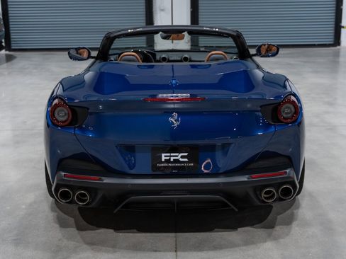 Used 2020 Ferrari Portofino image 5