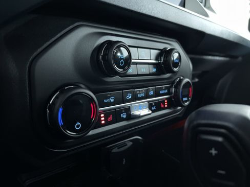 Used 2025 Ford Bronco Heritage Edition image 21