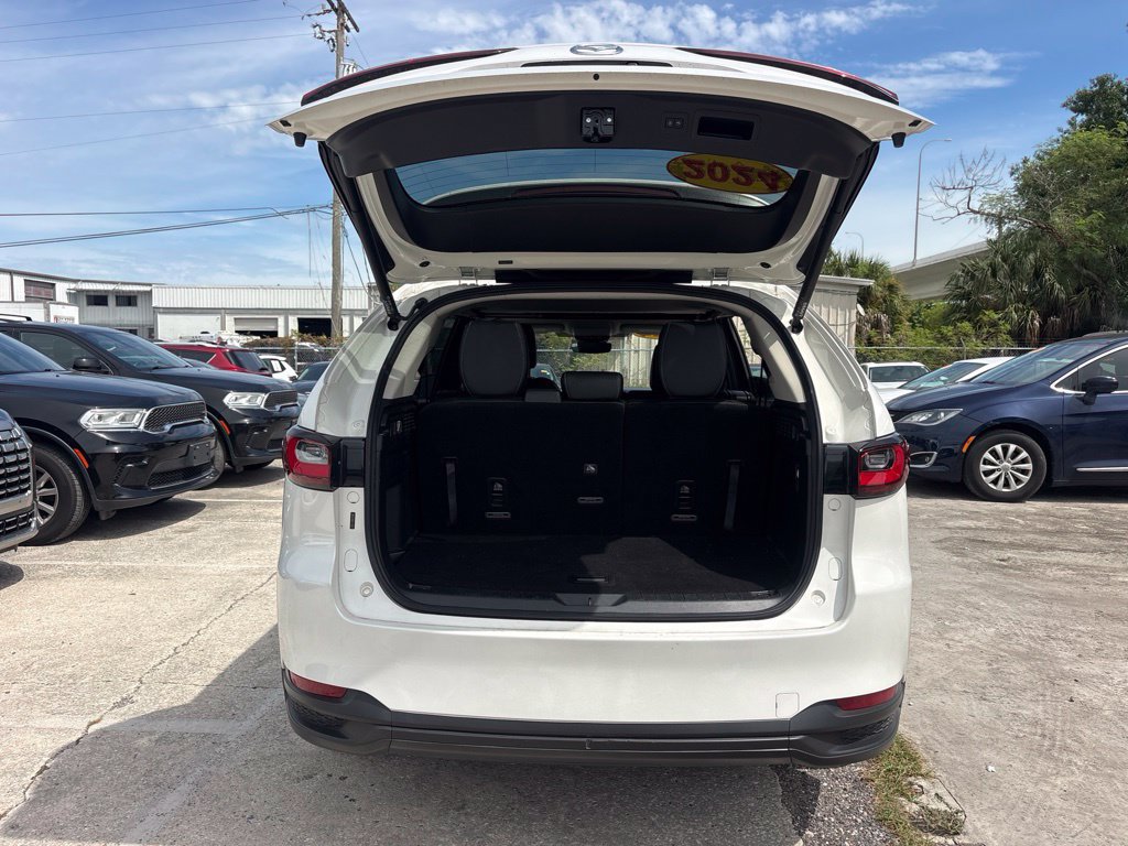 Used 2024 MAZDA CX-90 3.3 Turbo w/ Preferred Plus AWD/4WD image 17
