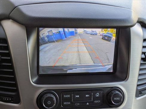 Used 2015 GMC Yukon Denali w/ Premium Package image 16