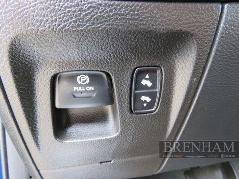 Used 2022 RAM 1500 Limited AWD/4WD image 15