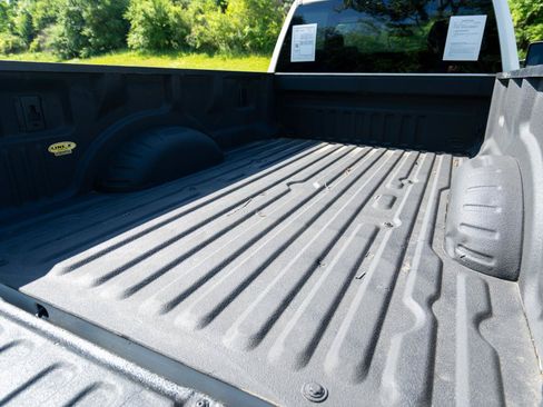Used 2022 Ford F250 XLT w/ XLT Value Package AWD/4WD image 29