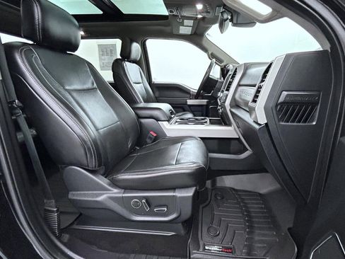 Used 2019 Ford F250 Lariat w/ Lariat Ultimate Package image 15