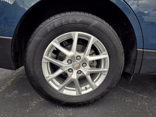 Used 2024 Chevrolet Equinox LS w/ LS Convenience Package FWD image 12
