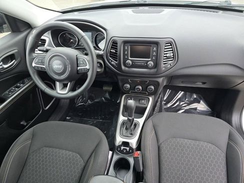 Used 2018 Jeep Compass Sport image 26
