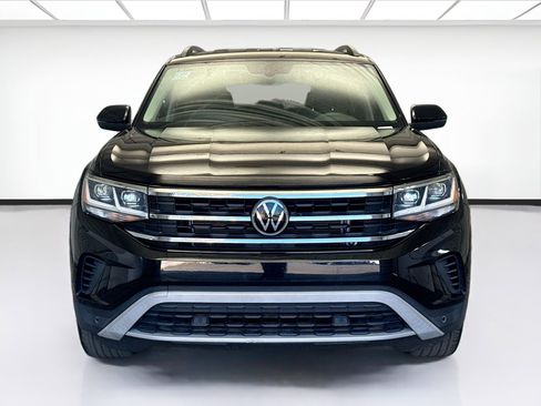 Used 2021 Volkswagen Atlas SE w/ Towing Package image 2