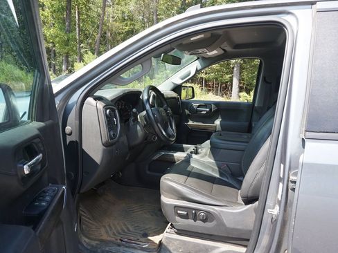 Used 2020 Chevrolet Silverado 1500 RST AWD/4WD image 2