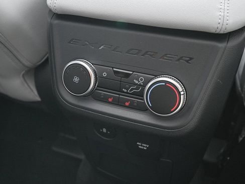 New 2026 Ford Explorer Platinum w/ LUX Leather Package image 26