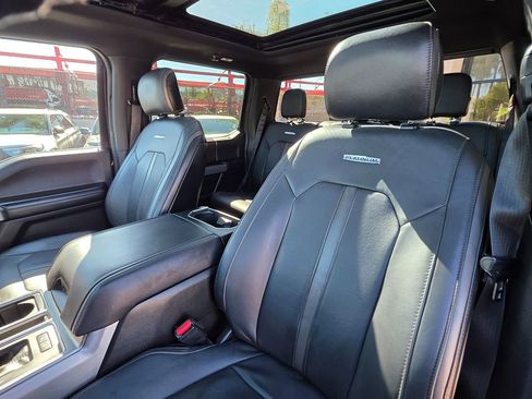 Used 2015 Ford F150 Platinum w/ Equipment Group 701A Luxury image 24