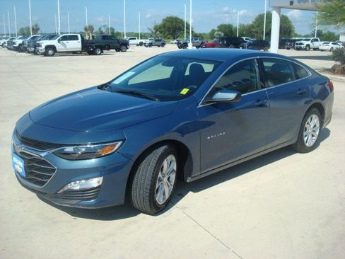 Used 2024 Chevrolet Malibu LT FWD image 3