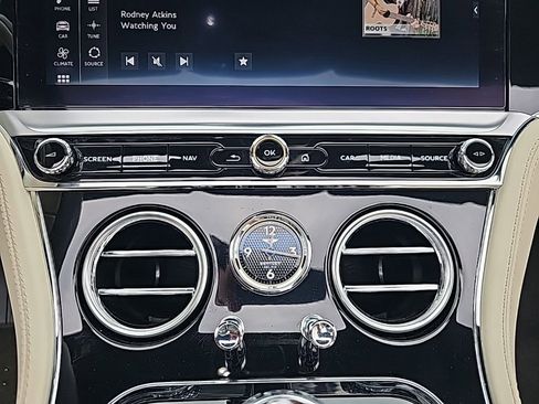 Certified 2021 Bentley Continental GT image 34