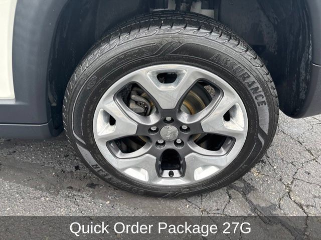 Used 2018 Jeep Compass Limited AWD/4WD image 9