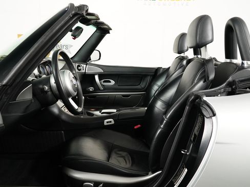 Used 2002 BMW Z8 image 18
