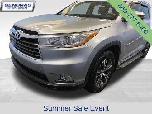 Used 2016 Toyota Highlander XLE w/ Protection Package #3 AWD/4WD image 48