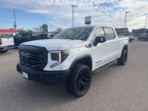 Certified 2024 GMC Sierra 1500 AT4X image 7