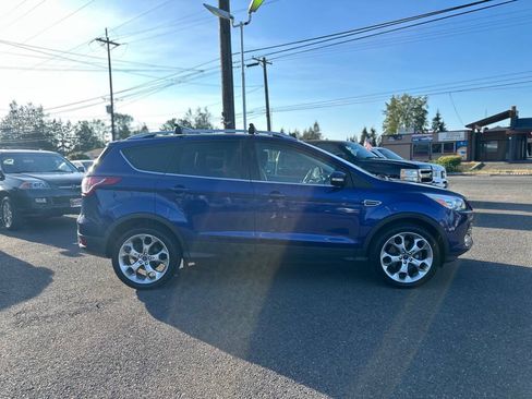 Used 2014 Ford Escape Titanium w/ Equipment Group 401A AWD/4WD image 5