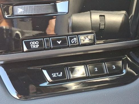 Used 2024 Lexus RX 350 Premium Plus w/ Convenience Package image 26