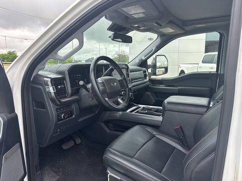 Used 2024 Ford F250 Lariat w/ Lariat Ultimate Package image 12