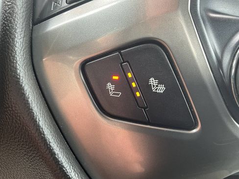 Used 2018 Chevrolet Silverado 1500 LT w/ All Star Edition AWD/4WD image 34