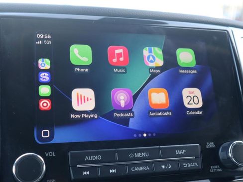 Used 2021 Nissan Titan SV w/ SV Convenience Package image 85