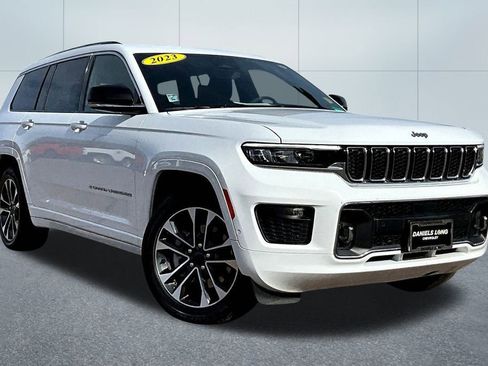 Used 2023 Jeep Grand Cherokee L Overland w/ Rear Seat Video Group I image 11