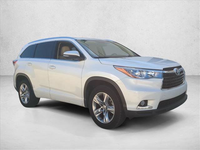 Used 2014 Toyota Highlander Limited FWD image 3