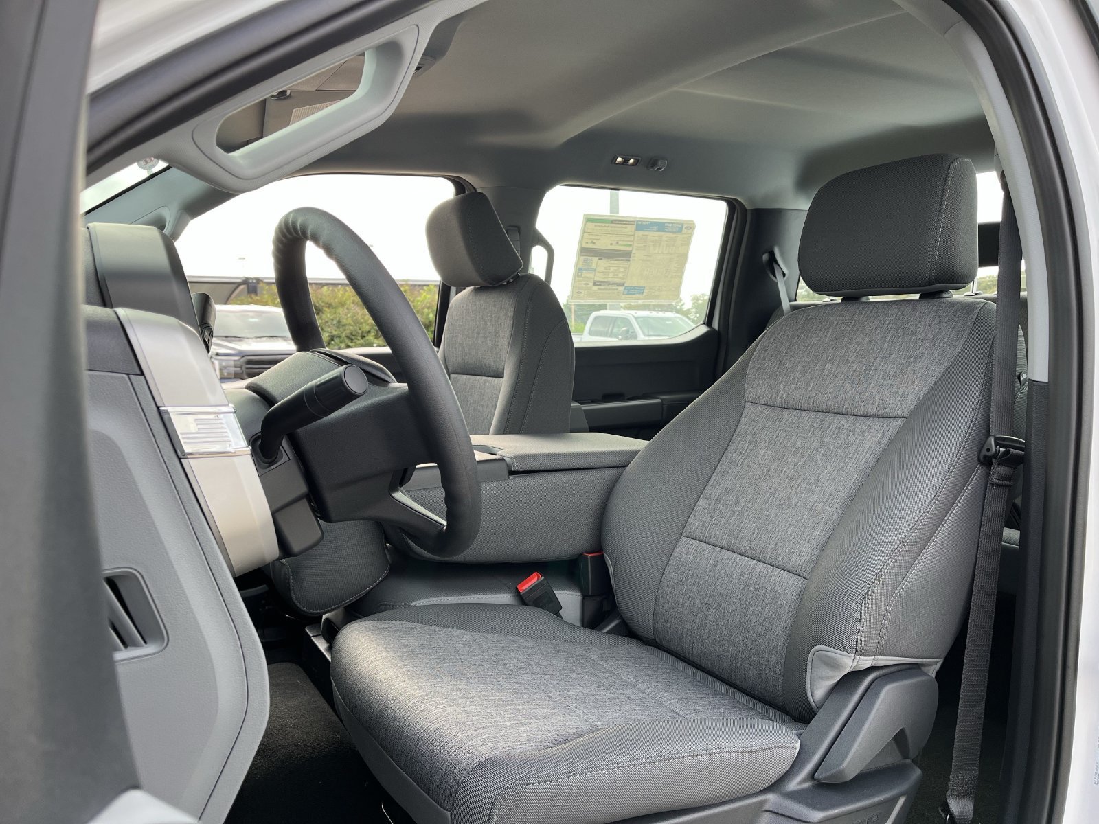 New 2026 Ford F250 XL w/ STX Appearance Package AWD/4WD image 21