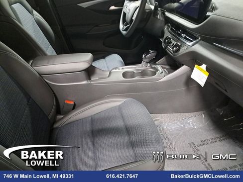 New 2025 Buick Envista Preferred w/ Convenience II Package image 10