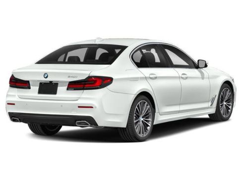 Used 2021 BMW 540i w/ Premium Package RWD image 5