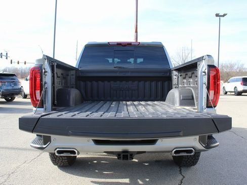Used 2025 GMC Sierra 1500 AT4 w/ AT4 Premium Package image 27
