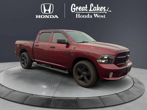 Used 2019 RAM 1500 Express w/ Wheel & Sound Group AWD/4WD image 7