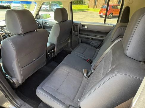 Used 2018 Ford Flex SE FWD image 26